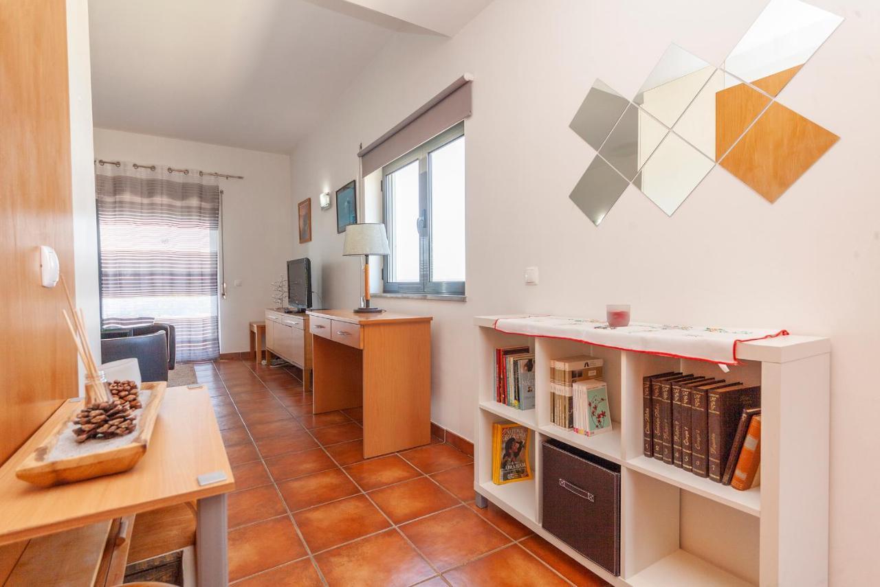 A21 - 1 Bed Apartment In Marinapark Lagos Bagian luar foto