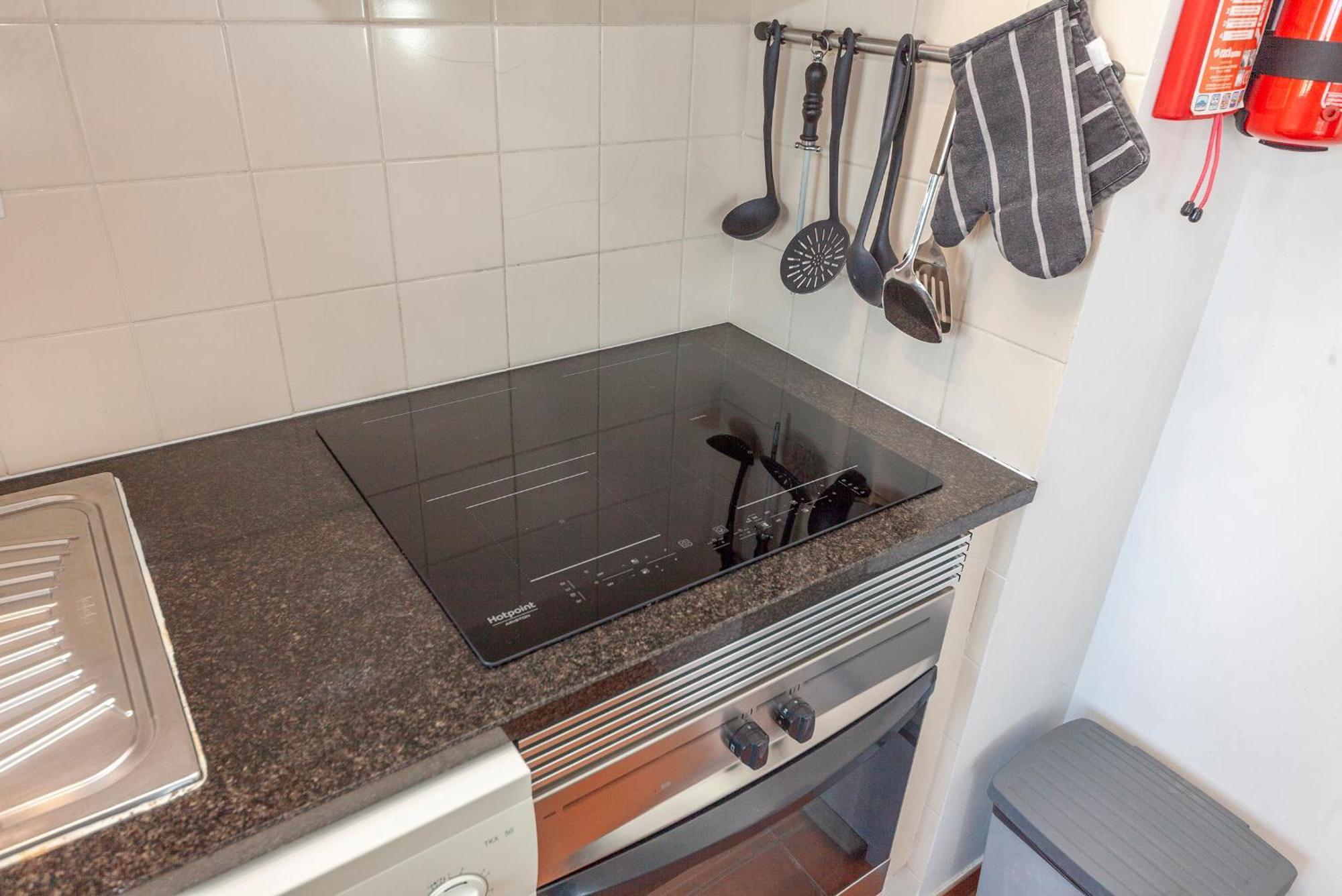 A21 - 1 Bed Apartment In Marinapark Lagos Bagian luar foto