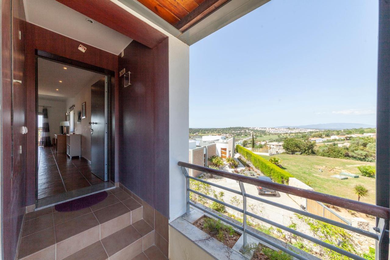 A21 - 1 Bed Apartment In Marinapark Lagos Bagian luar foto